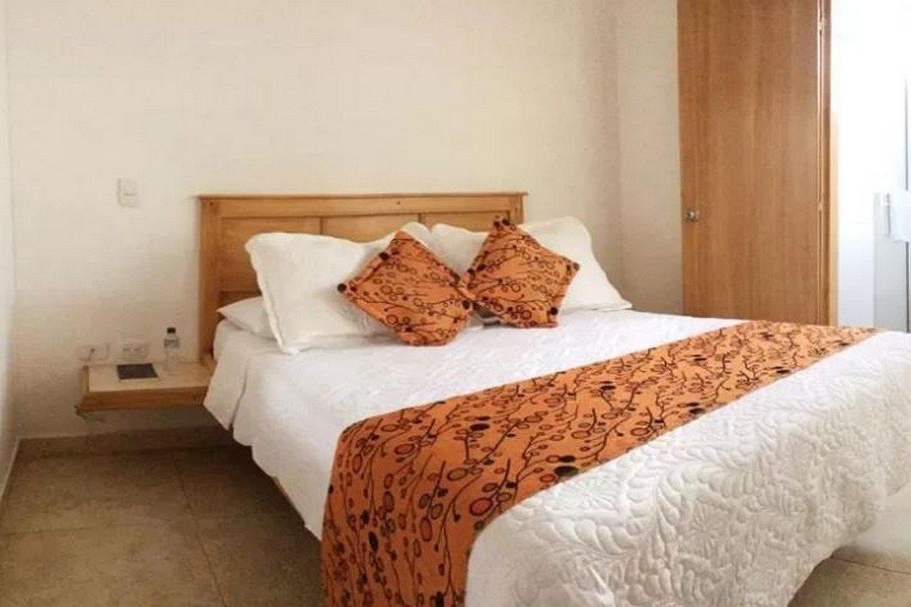 בוקארמנגה Hotel Riviera Plaza מראה חיצוני תמונה