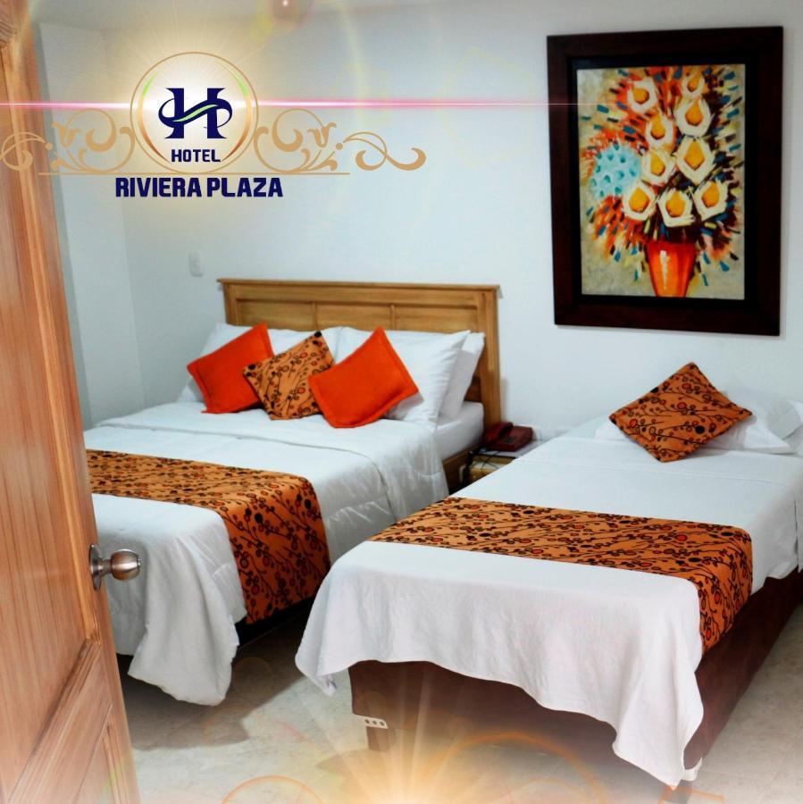 בוקארמנגה Hotel Riviera Plaza מראה חיצוני תמונה