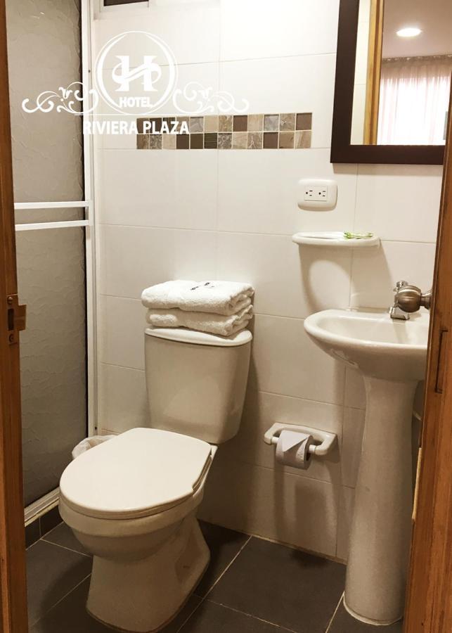 בוקארמנגה Hotel Riviera Plaza מראה חיצוני תמונה